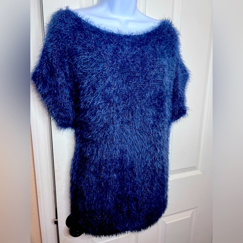 JENNIFER LOPEZ SWEATER